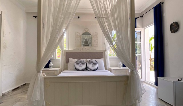 Temucin Hotel in Cesme