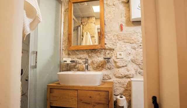 Terrific 9-bedroom hotel with AC in vibrant İzmir Location point in the alacati in İzmir