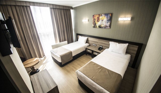 The Corner Hotel in Sincan