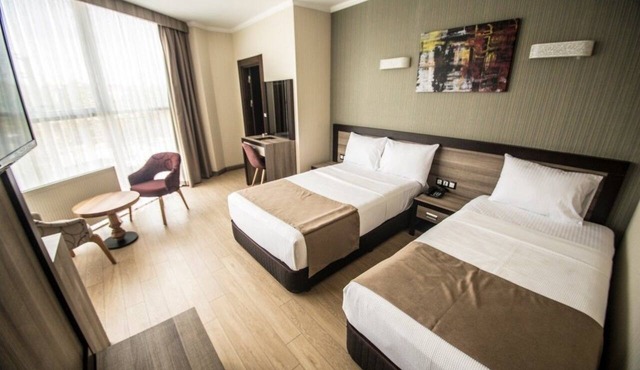 The Corner Hotel in Sincan