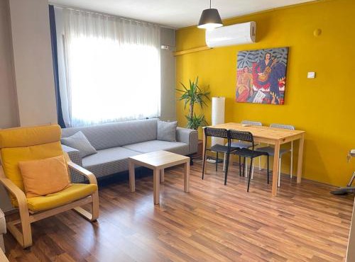 TOP LOCATION Sea View City Center Pedestrian St in Izmir