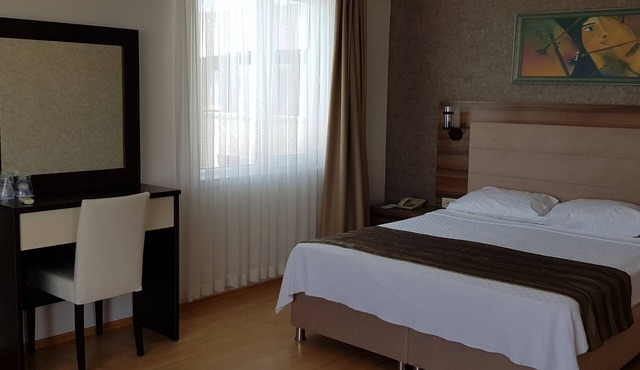 Troas Beach Hotel in Ezine