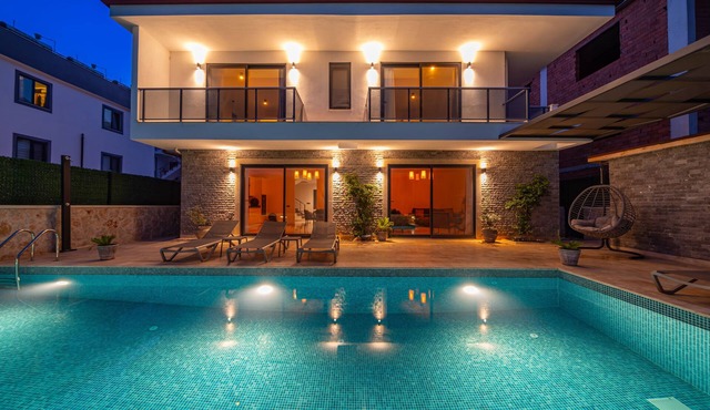 VİLLA LİZYA - Bohemian and modern style villa with jacuzzi in Antalya
