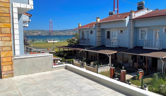 VILLA NEXT TO THE 1915 BRIDGE in Çanakkale