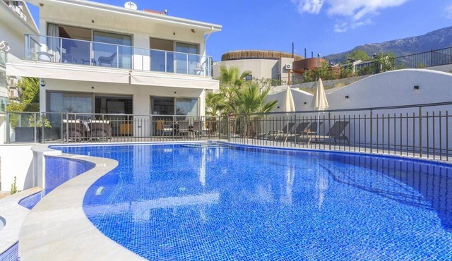 Villa Residence Skylife