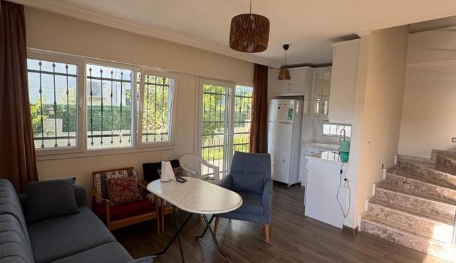 Villa Tülüşah with own Garden and Fruit Trees, 950m to Love Beach, 2 Bedrooms in Kuşadası