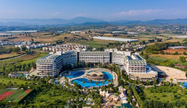 Vita Silva Hotel in Kızılot