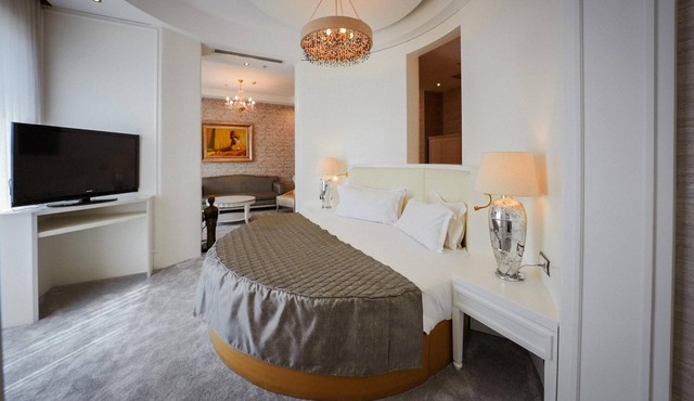 Wellborn Luxury Hotel in Basiskele