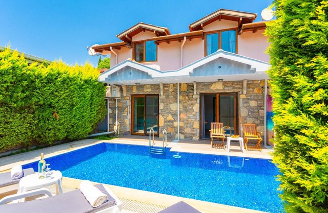 140 m² Villa ∙ 2 bedrooms ∙ 5 guests