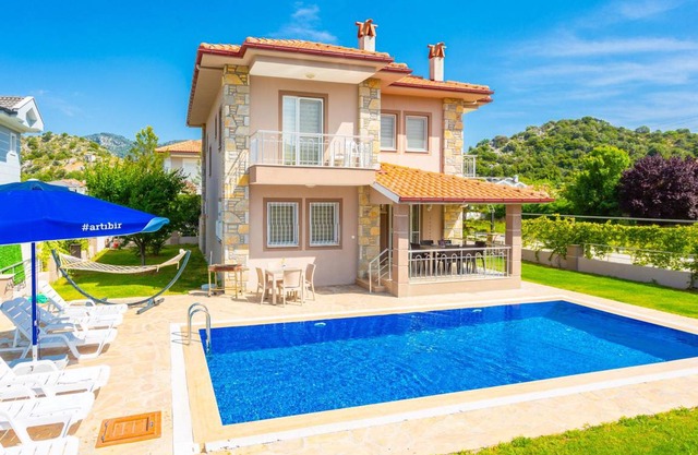 220 m² Villa ∙ 4 bedrooms ∙ 8 guests