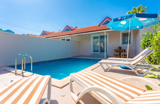 Villa Duman 1: Private Pool, A/C, WiFi, Car Not Required