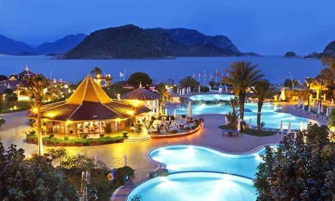 Icmeler Resort | 160 m² Resort ∙ 2 bedrooms ∙ 127 guests