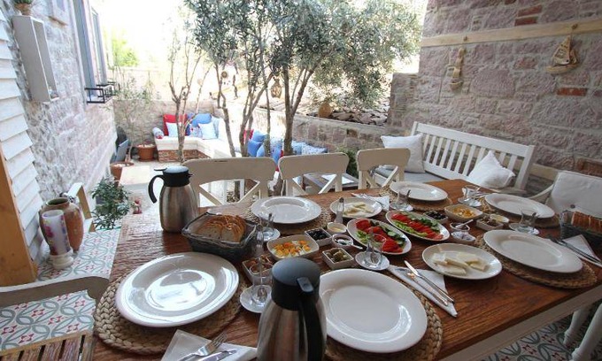Ayvalik City Center Bed & Breakfast | 20 m² Bed and breakfast ∙ 3 guests
