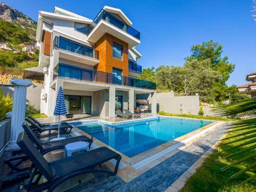 Gocek Villa | 215 m² Villa ∙ 4 bedrooms ∙ 11 guests