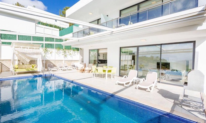 Islamlar House | 250 m² House ∙ 2 bedrooms ∙ 4 guests