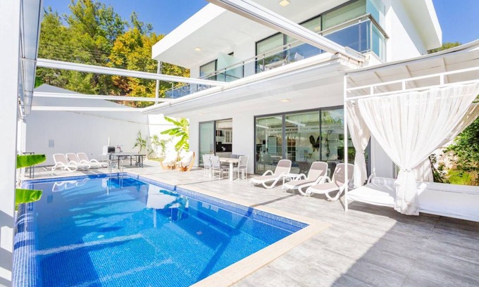Islamlar House | 250 m² House ∙ 2 bedrooms ∙ 4 guests