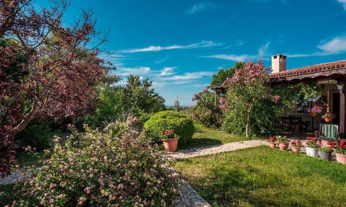 Bozcaada House | 30 m² House ∙ 4 guests