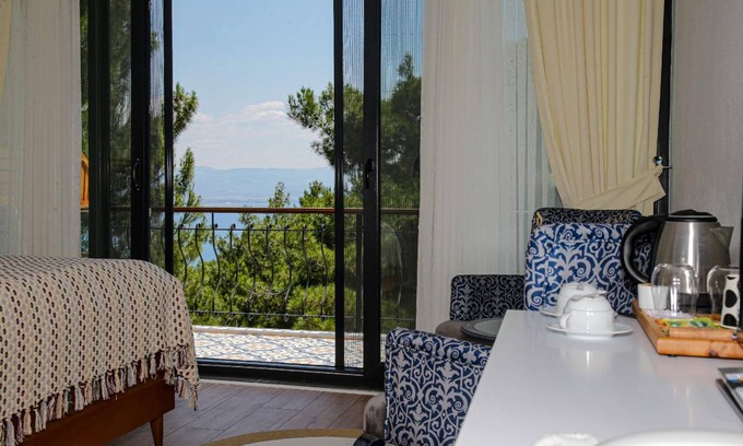 Edremit Hotel | 50 m² Hotel ∙ 4 guests