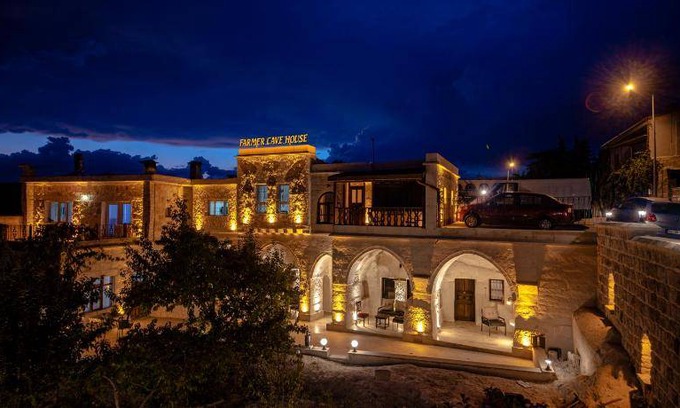 Ortahisar Hotel | 55 m² Hotel ∙ 5 guests