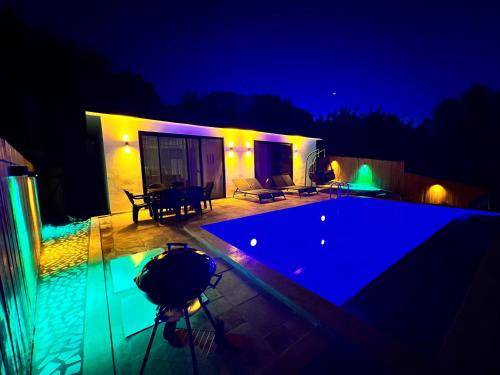 Kas Villa | 90 m² Villa ∙ 2 bedrooms ∙ 4 guests
