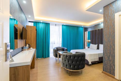 Kucukcekmece Hotel | Black Palace Hotel
