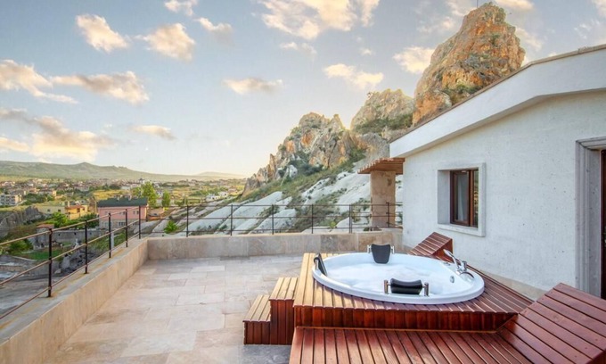 Ortahisar Hostel | Black Stove Cappadocia