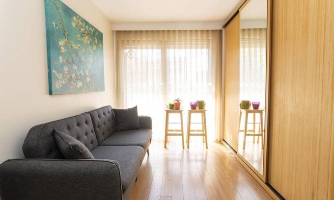 Bomonti Apartment | Comfy Home near Public Transportation in Sisli