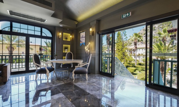 Oludeniz City Center Hotel | Hotel Karbelsun