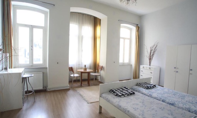 Taksim Apartment | Large Cozy suit G-4 in the heart of Taksim Square