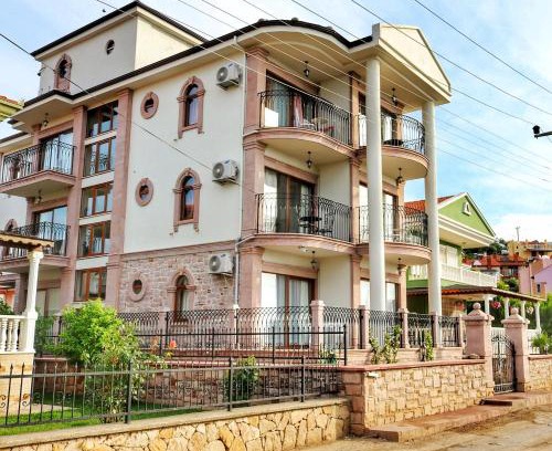 Ayvalik Hotel | Stone Hill Hotel