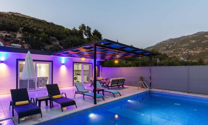 Islamlar Villa | Villa with Private Pool and Stunning View in Kas