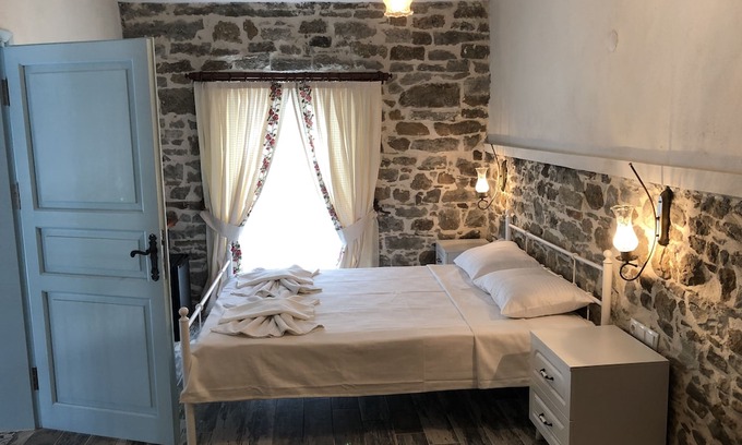 Gokceada Hotel | Vintage Inn Boutique Hotel