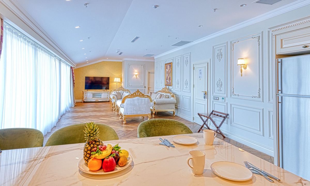 Moda Hotel | Dekalb Hotel