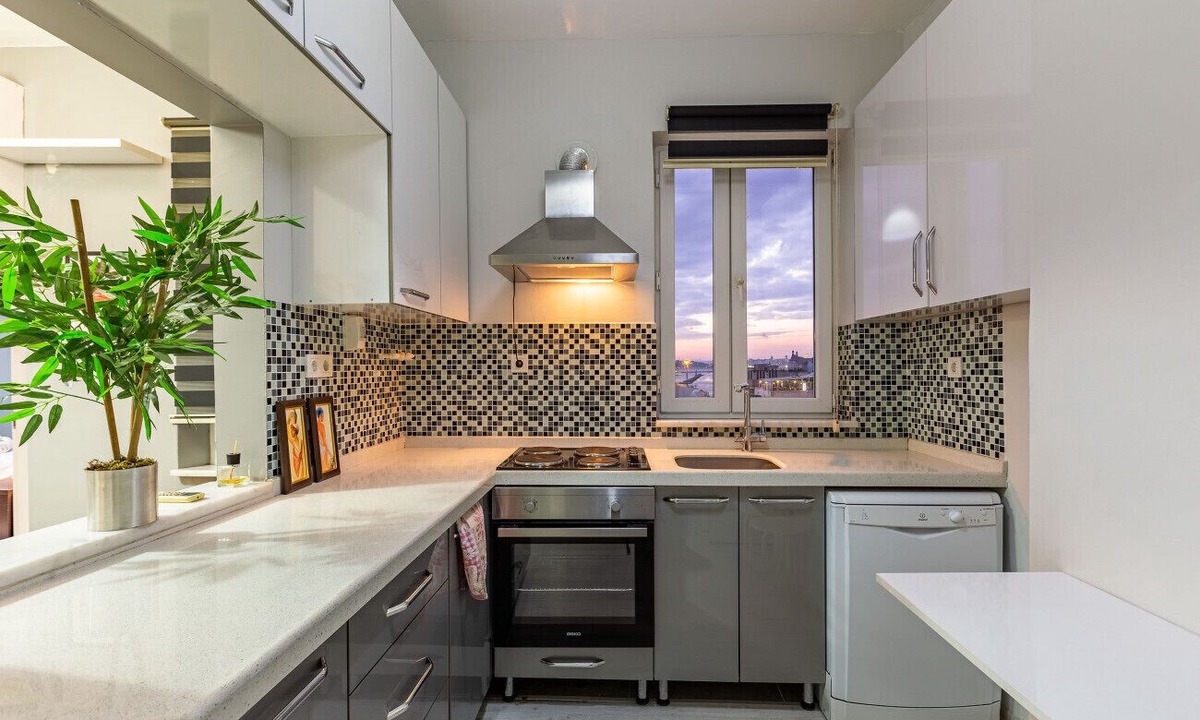 Moda Apartment | Central and Stylish Flat in the Heart of Kadıköy