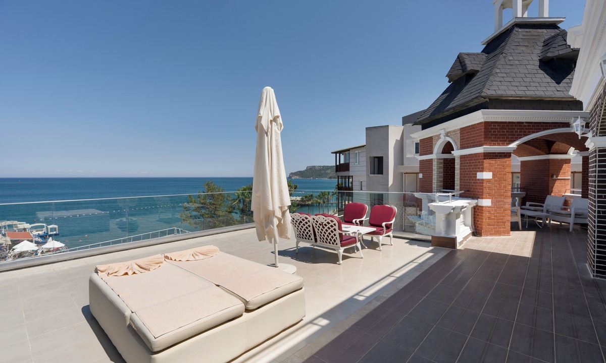 Kemer Resort | Orange County Kemer