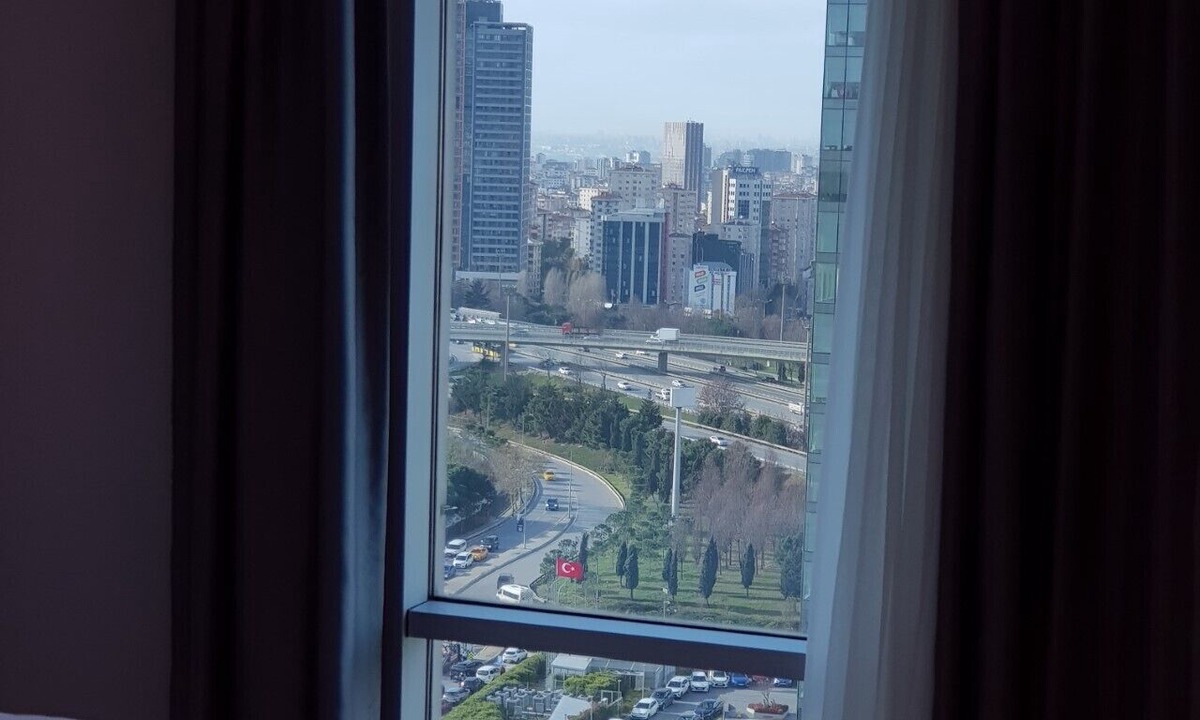Kucukbakkalkoy Apartment | lux studios , walking distance metro station