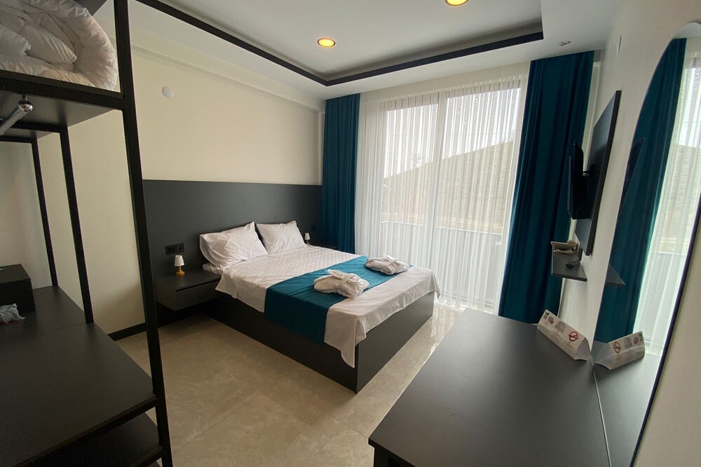 Yoncalı Koyu Hotel | Efe Termal Otel & Spa