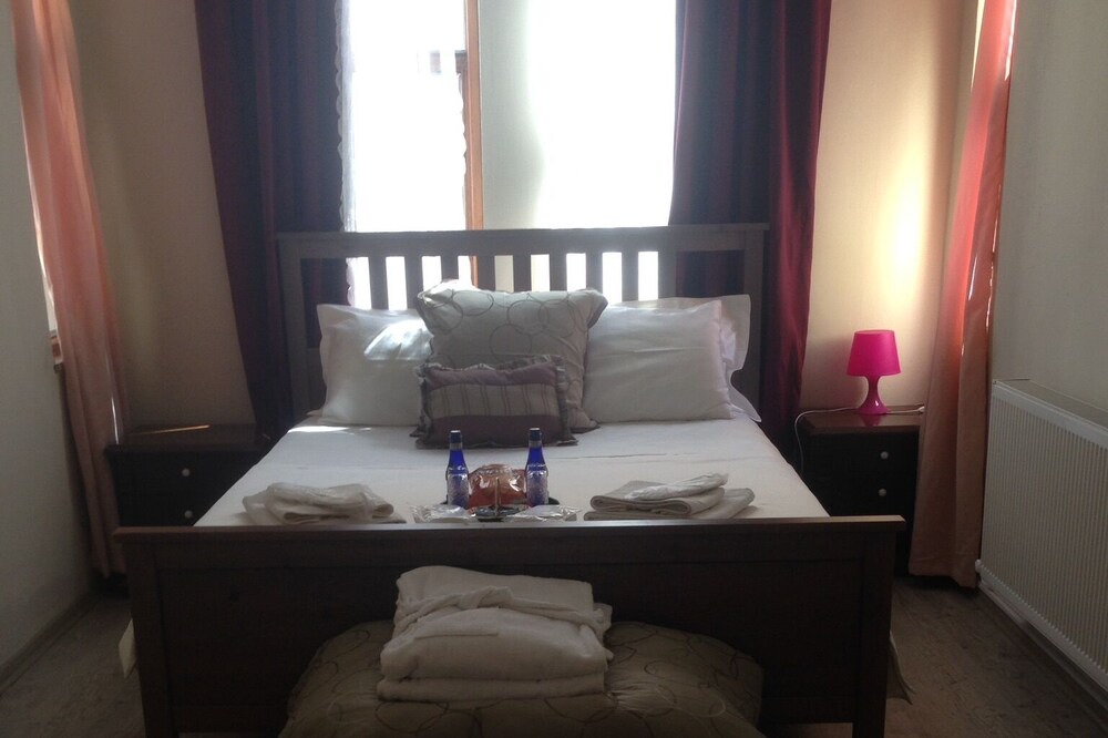 Konak Apartment | AWARD WINNING OTTOMAN MANSION APARTMENT IN HEART OF IZMIR