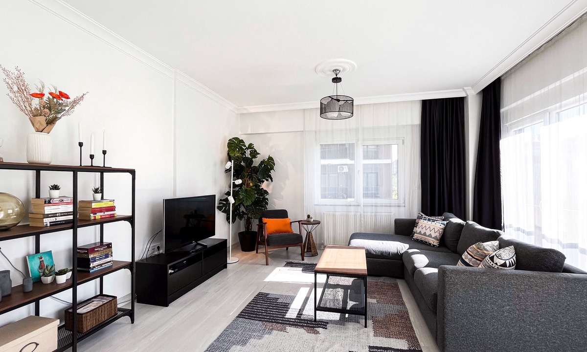 Pendik District Apartment | Far away from the city chaos