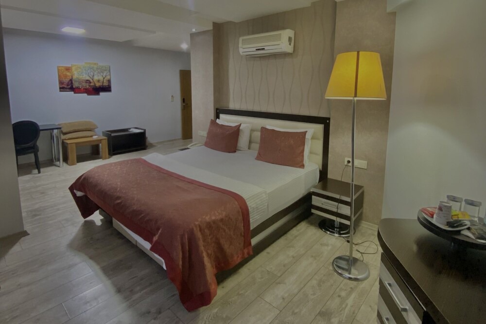 Sivas Hotel | AZZE PALACE