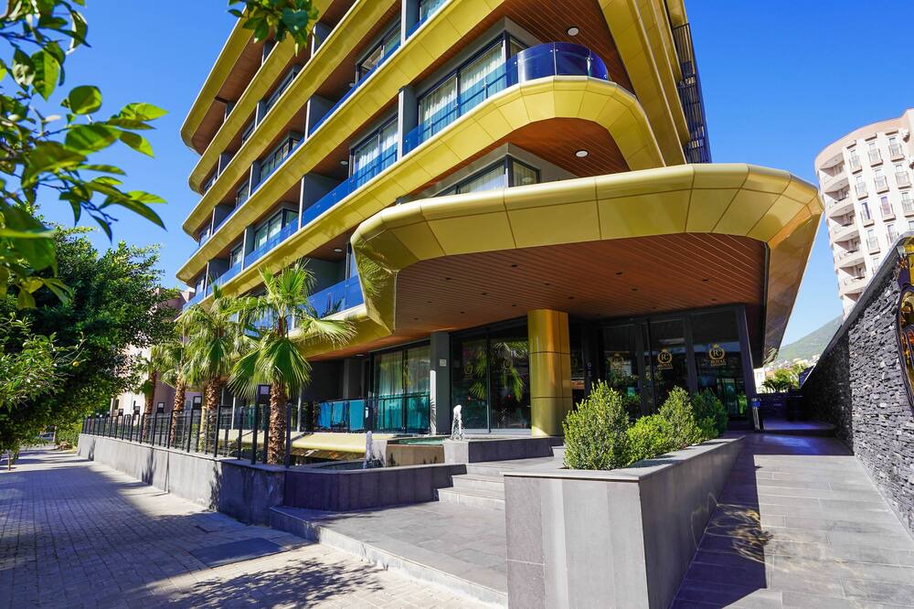 Kepez Apartment | Brand new apartment in premium residential complex. 400m from Kleopatra beach!