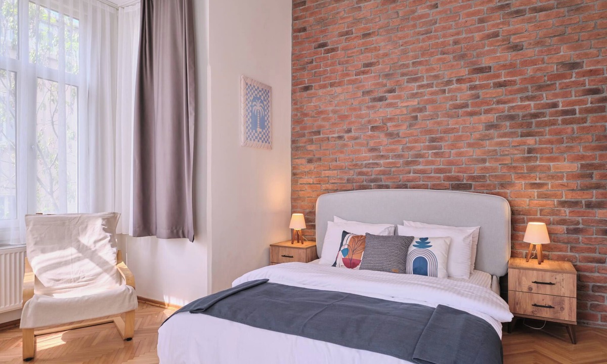 Moda Apartment | Historical Building at the Iconic Tram Street, 3BR