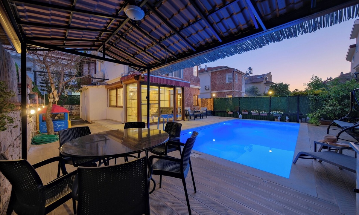 Fethiye City Center Villa | ilyaholidayhomes villa ekinoks 4-bedroom villa with AC in cool Fethiye