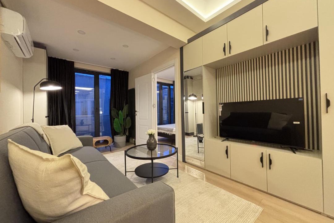 Osmanbey Apartment | Stylish 1BR Residence in Nişantaşı