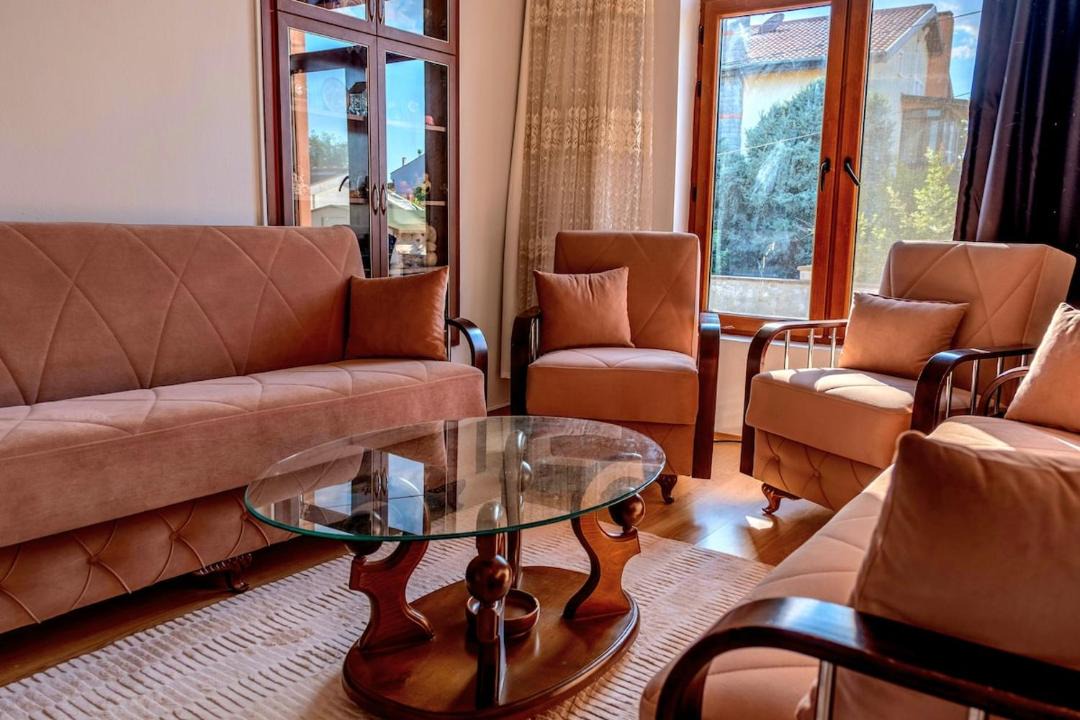 Karaagac Mahallesi House | Golden Tree