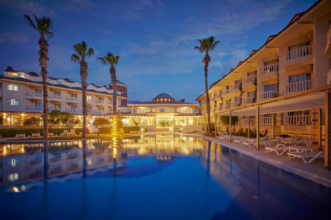 Camyuva Hotel | Fun Sun Smart Lurea Beach