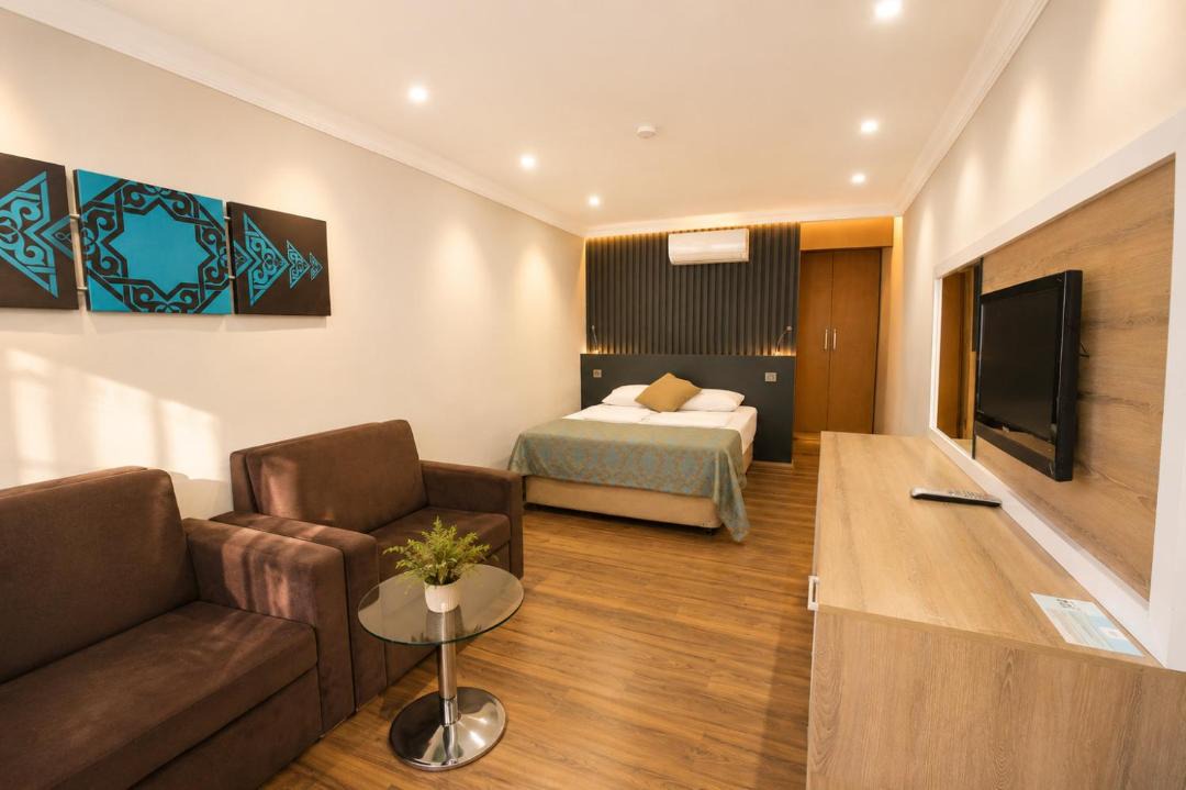 Karaoz House | Fii Suites