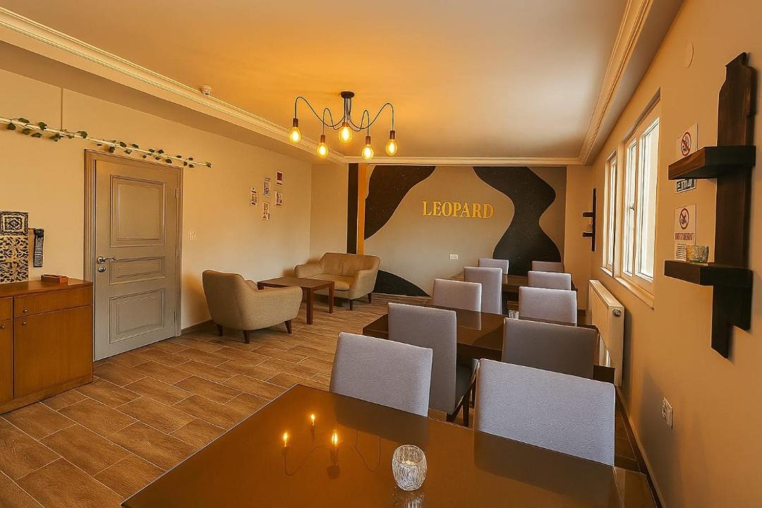 Edirne House | Leopard edirne