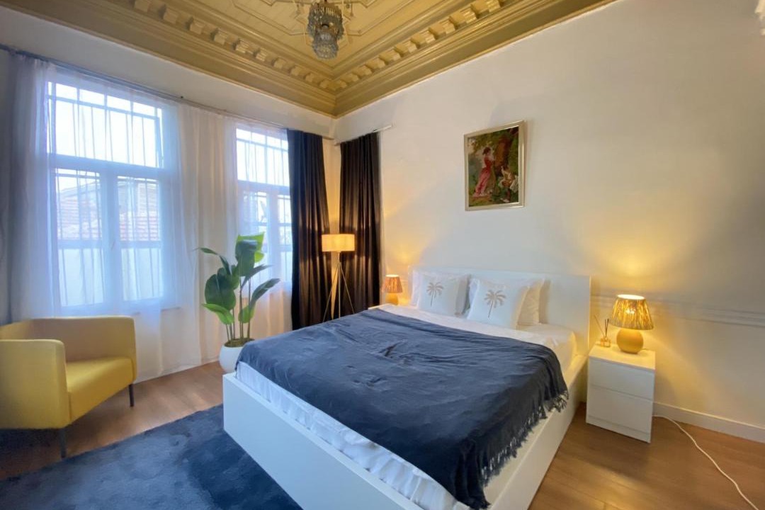 Istanbul City Center Villa | Charming Historic Balat House 2 Floors 5 BR