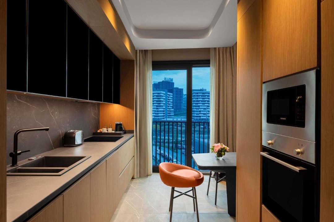 Kagithane Hotel | Mövenpick Living Istanbul Saklivadi
